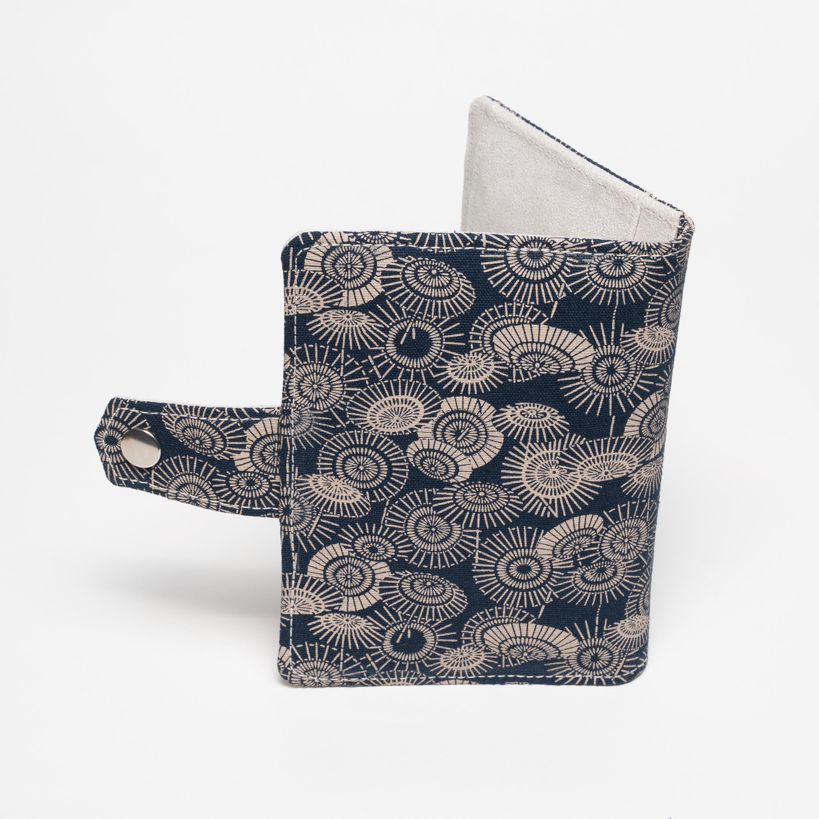 Passport Cover - Cotton - Traditional Pattern